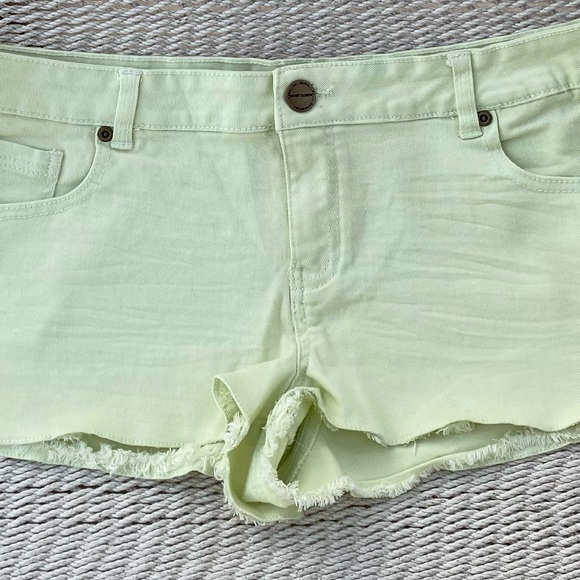 NWT Bluenotes Jean Shorts - Picture 3 of 8